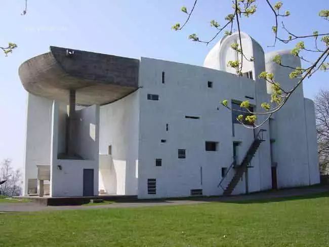 欧洲旅游教堂推荐,去欧洲旅行一定去五大教堂和城堡