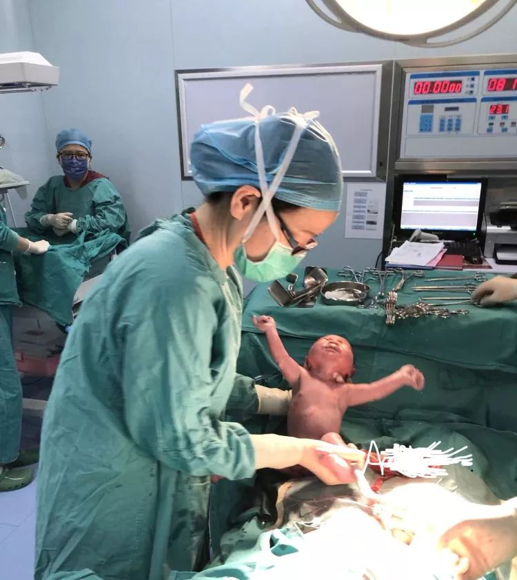 新华社cnc新华大健康直播,新华网新华大健康