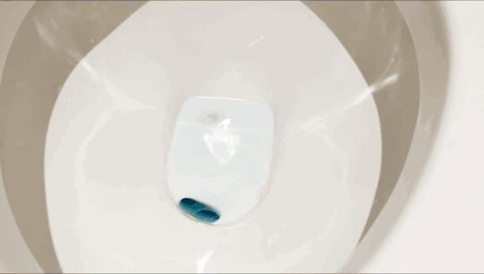 马桶冲水瞬间的细菌,马桶冲水细菌飞溅视频