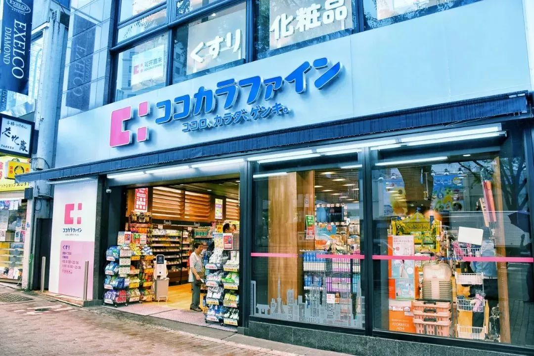 中国游客爆买日本药妆,中国游客日本药妆店