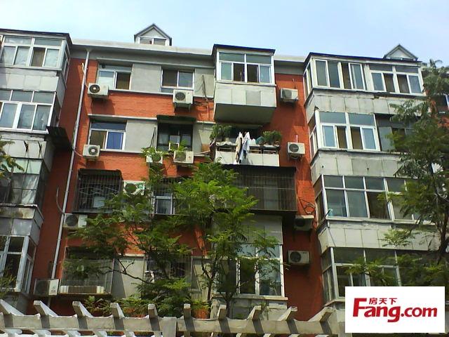 水岸名居VS东大桥东里在北京谁更胜一筹?