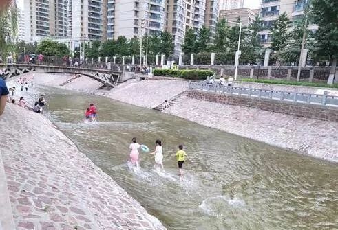 每天3分钟尽览天下事（微信、支付宝可免费申领ETC/年底前，河南又有5条高速要通车/本月郑州有9场主题招聘会等你来）