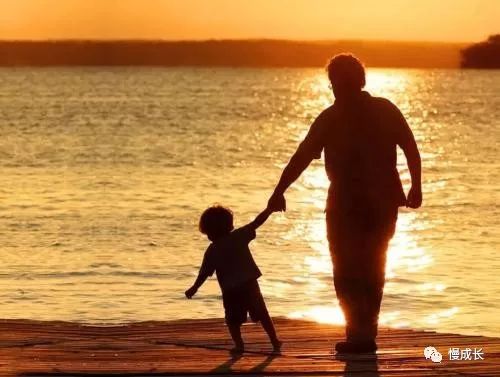 初二休学一年环游世界,夫妻休学带孩子环游世界
