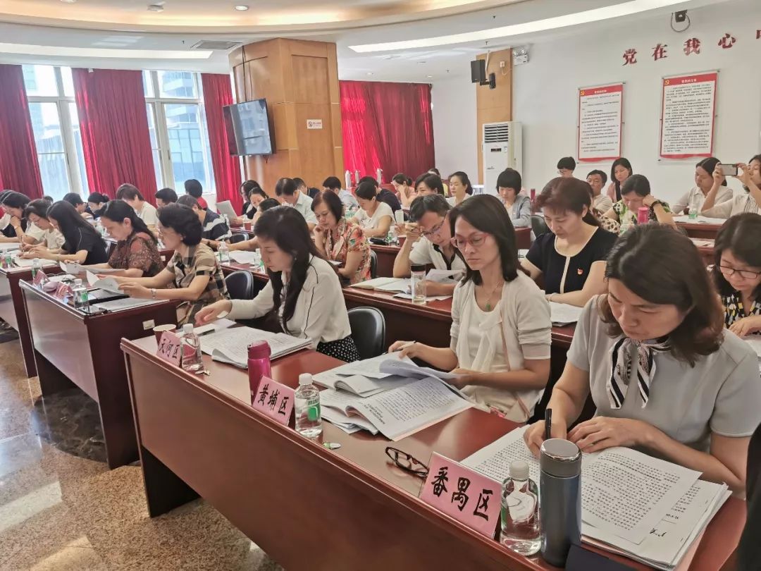 孕产期关爱相伴健康讲座,产科护理科普活动周关爱女性