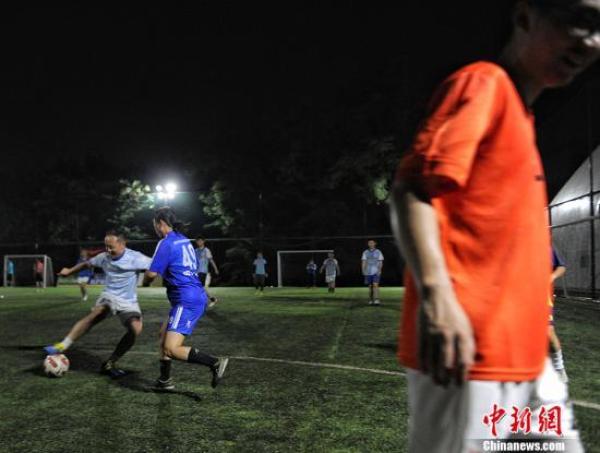 野球场玫瑰,野球场