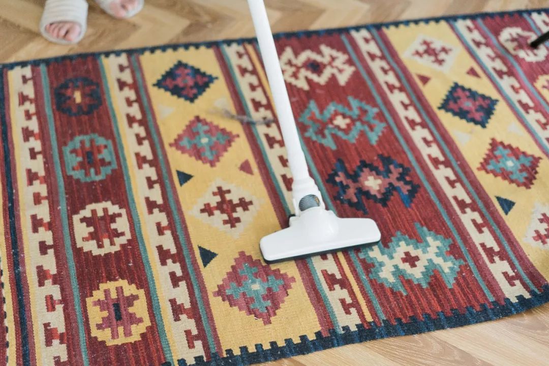 无绳便携式吸尘器,不用充电的家用小型吸尘器