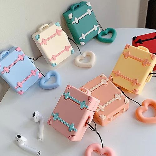 现在的年轻人不换手机换手机壳,当代年轻人不喜欢换手机壳