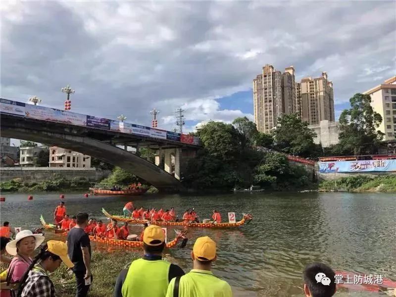 防城港白浪滩美食店,防城港海鲜美食店推荐