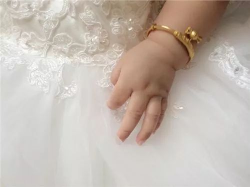 警惕！超市里有人带刀片专挑孩子下手！受害人都有这个特点