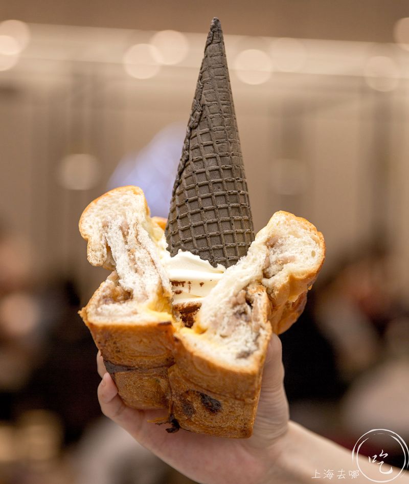 喜茶首店活动,喜茶草莓芝士冰淇淋