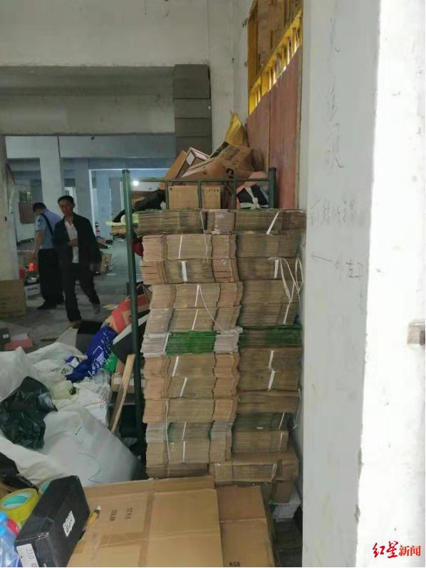 兴义卖假耐克被查,假耐克店被查