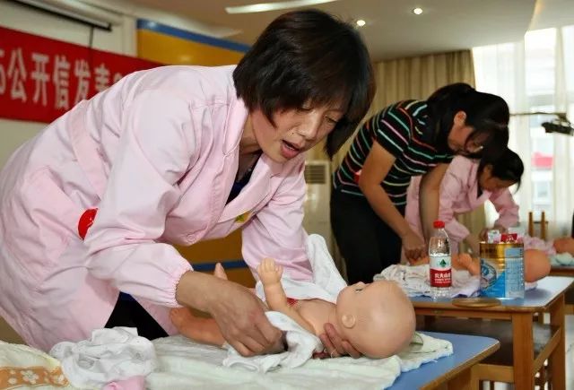 月薪超2万，接1单能休2周，这个专业火了，教育部说每个省都要办