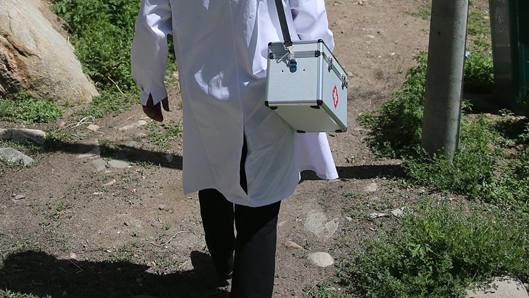 网上卖三无食品被索赔,西班牙三无火腿价格