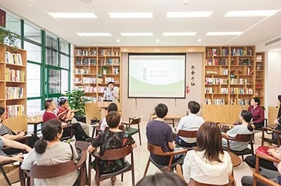 万紫千红总是春的上半句,万紫千红总是春原诗