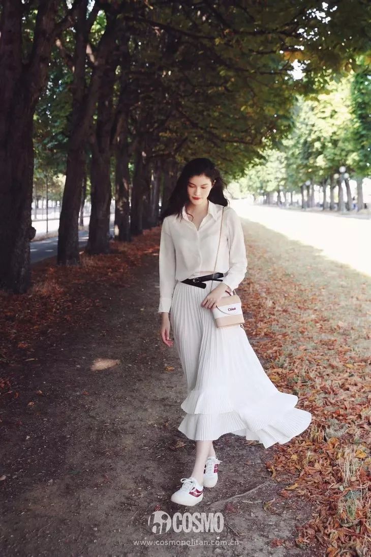 何穗刘雯香奈儿走秀,何穗刘雯超模走秀