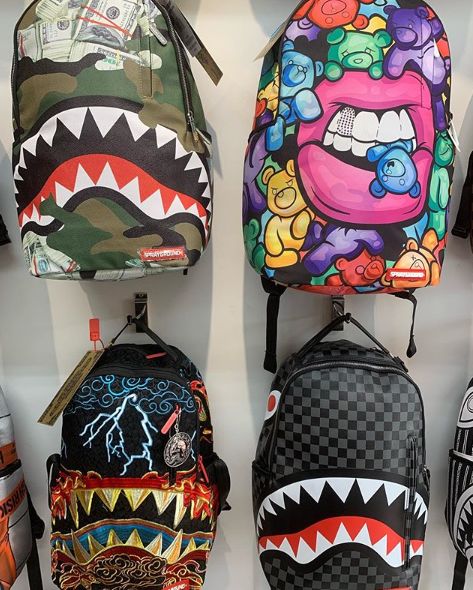 姑娘们，把NBA2K里的鞋拉出来溜溜