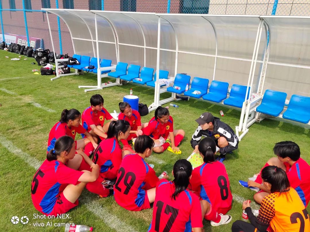 我们是冠军女生翻唱,我们是冠军长春亚泰