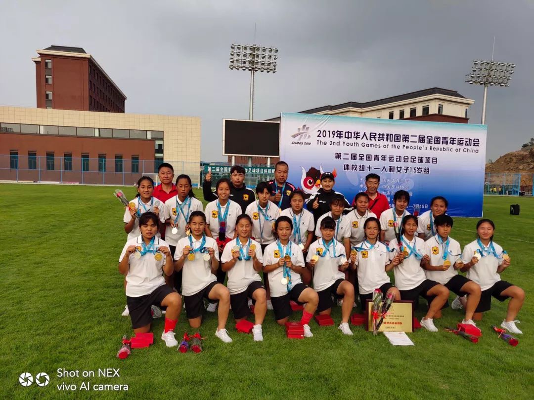 我们是冠军英文女版,我们是冠军中国女足图片