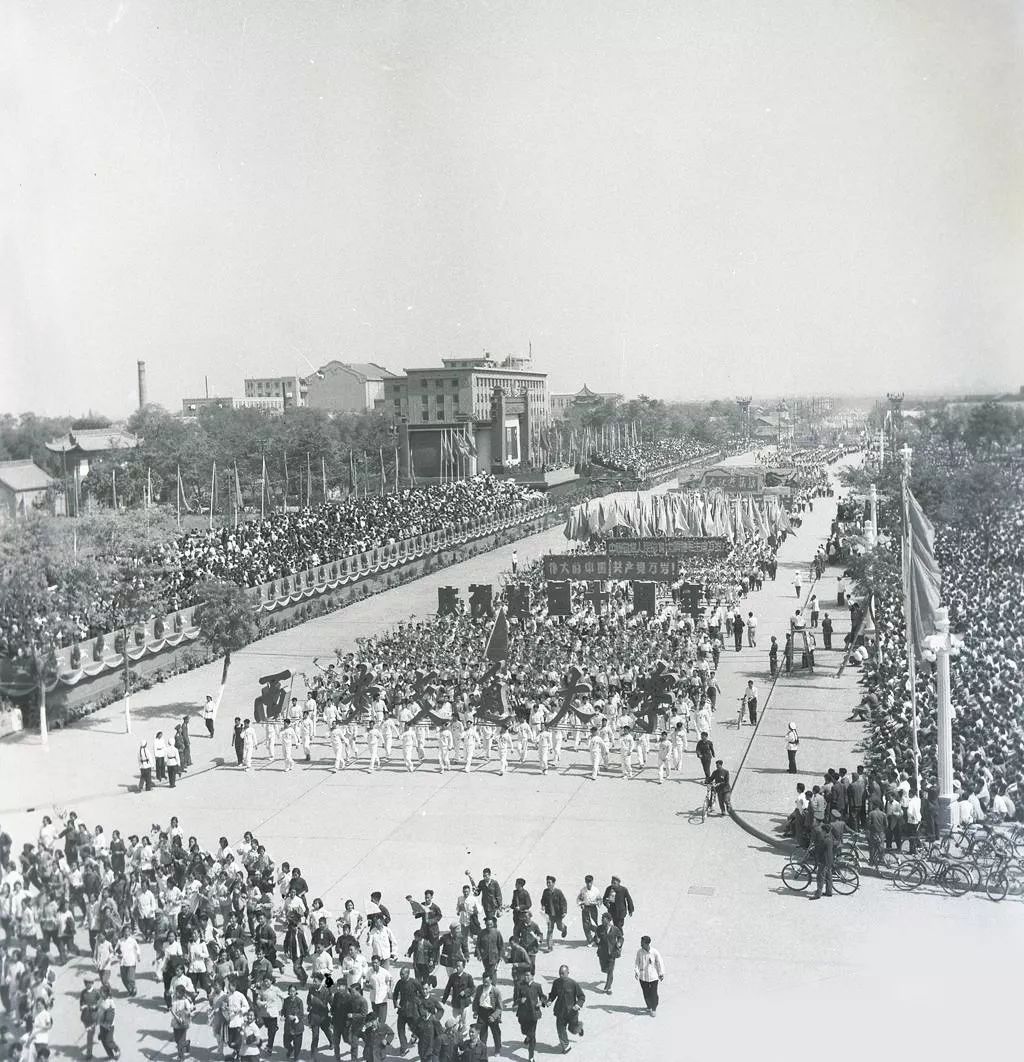 西迁老教授讲述过去的事情,和西迁精神一起的精神还有哪些