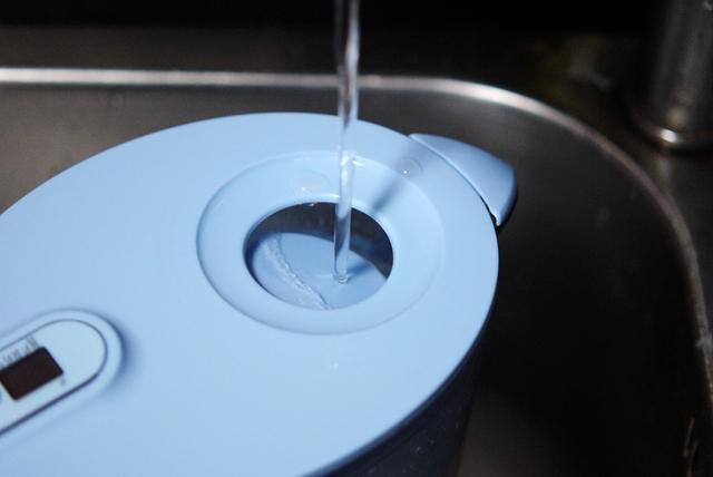 烧水壶直接连接净水器,无需插电净水器一体机