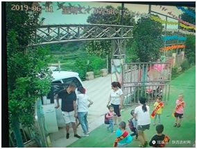 快看，这些人被抓了！