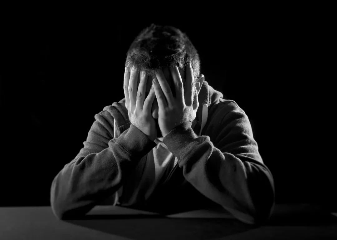 【惊恐】30岁男人当“骡子”，细思极恐！除了恶心，更可怕！