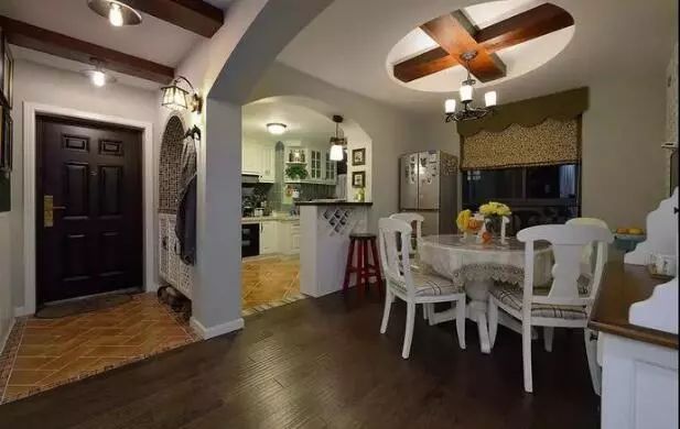 如何巧妙化解横梁的突兀感,横梁的最佳解决方法