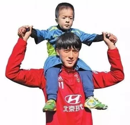 丽江市古城区青少年足球联赛,云南省业余足球联赛昆明对阵丽江