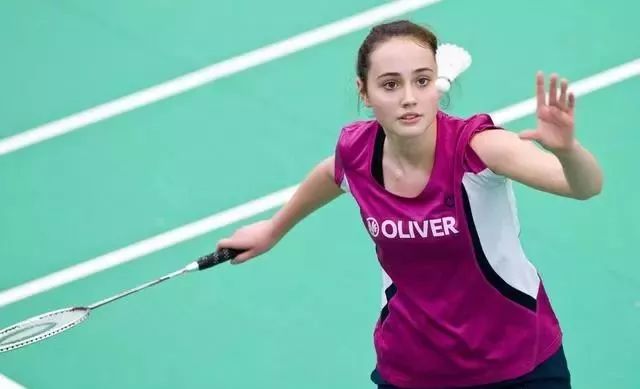 脖子咔咔响是骨质疏松吗,脖子咔咔响是不是颈椎病