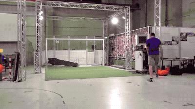 惨！他就一个人，梅西内马尔库里组团打boss遭团灭