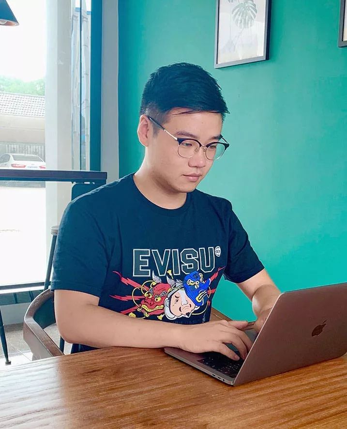 探访100位创业者的故事,听创业者故事