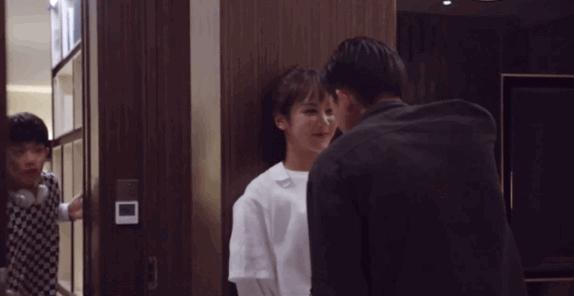 花钱减压|不在微博上买房都追不上现男友的预告了,韩商言你太上头