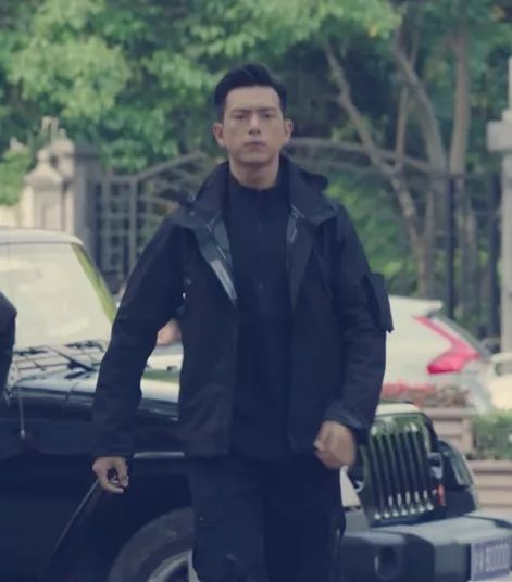 花钱减压|不在微博上买房都追不上现男友的预告了,韩商言你太上头