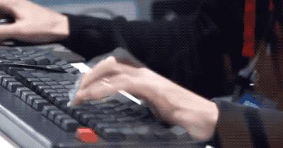 耐克阿迪达斯五折要买吗,耐克阿迪五折店