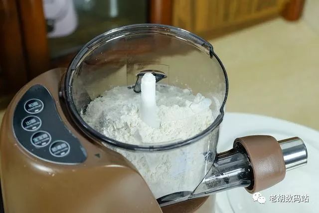 九阳面条机制作的面条口感,九阳面条机制作面条全过程视频