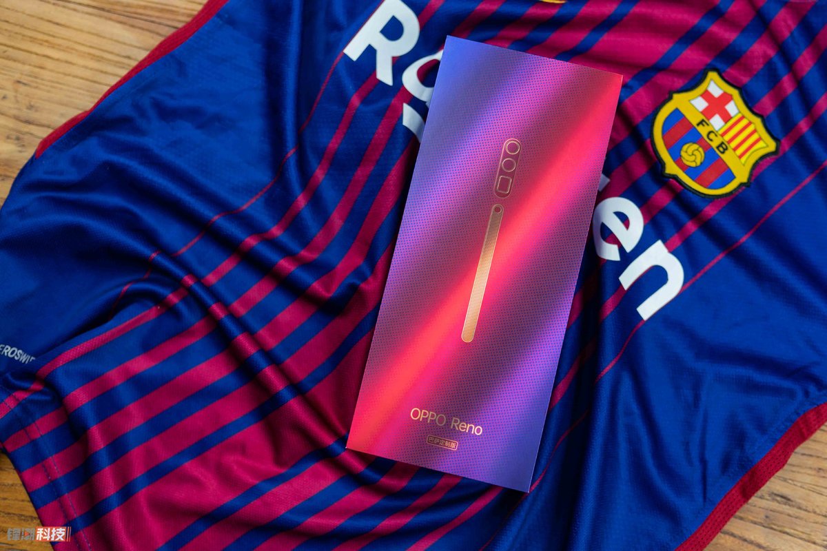 opporeno巴萨定制版后盖,opporeno十倍变焦巴萨定制版