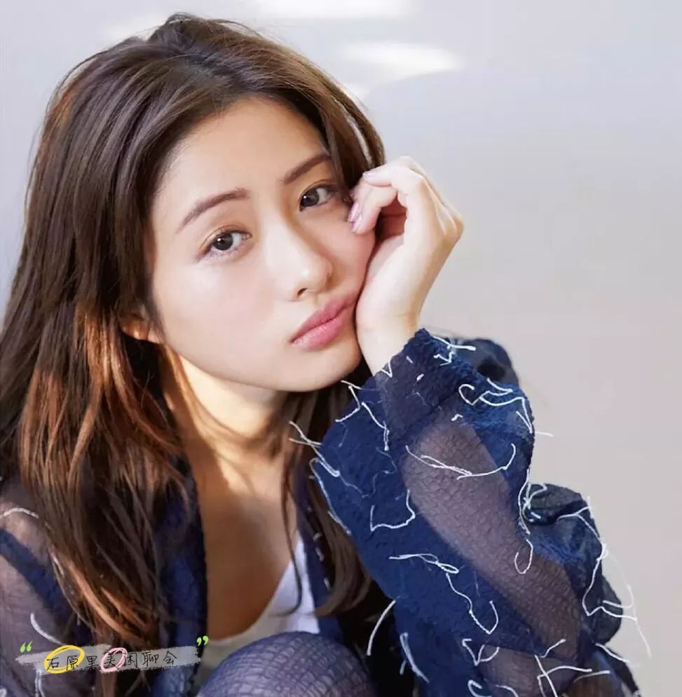 从无人问津到红遍全国的女人,从无人问津到大红大紫完整版