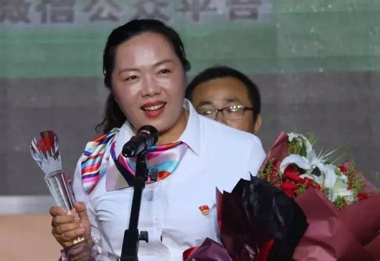 教师节表彰河南省的优秀教师名单,河南教师职称综合奖