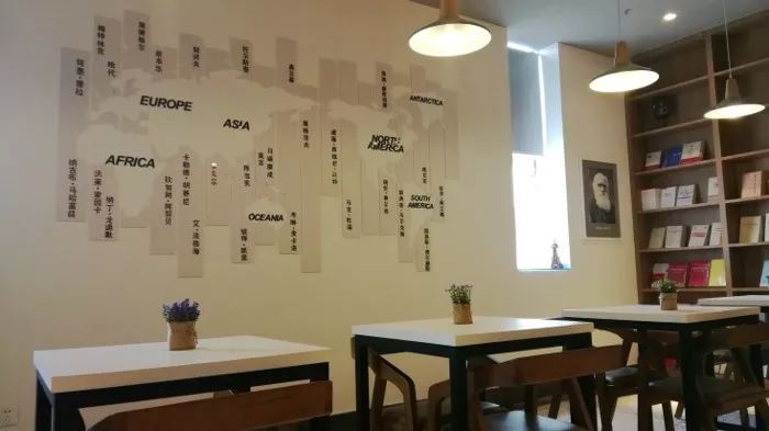 都上央视了！大学校园书店怎么突然这么火？