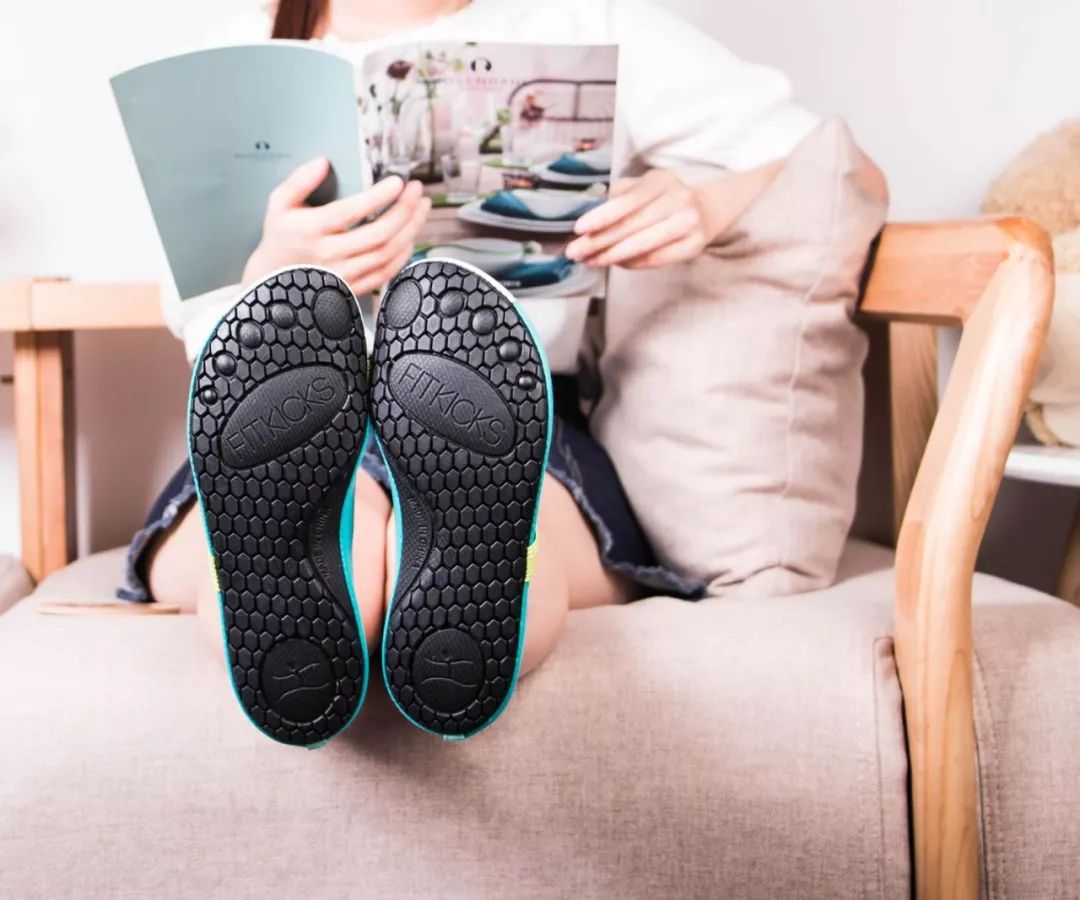 小白鞋不累脚推荐旅游必备,出行旅游必备用品