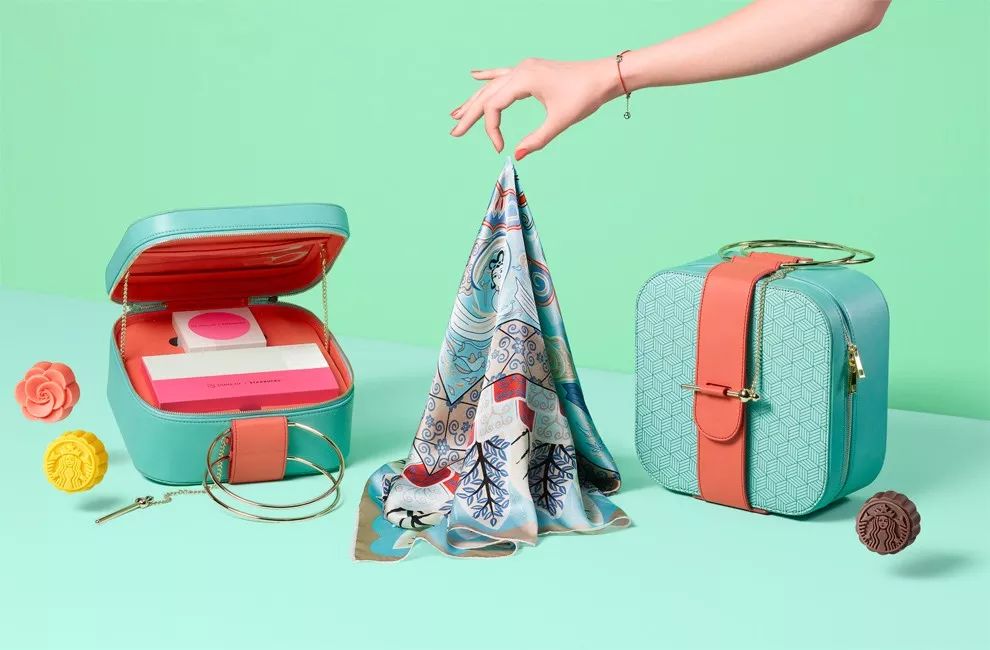 联手爱马仕旗下品牌,星巴克今年的中秋联名太会玩了