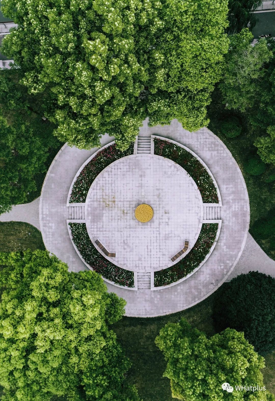 西北湖，韵滴莫抛子？