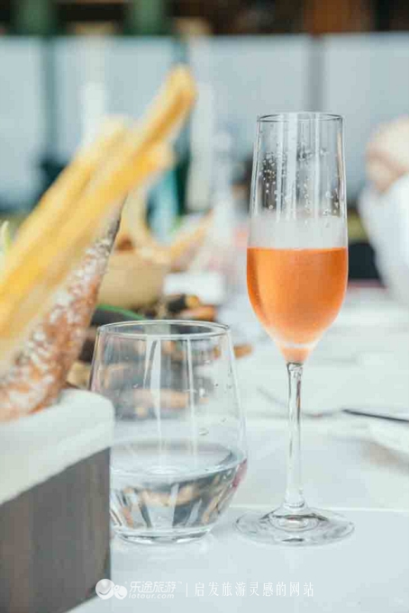 陆家嘴最高档的餐厅,上海陆家嘴白领餐厅