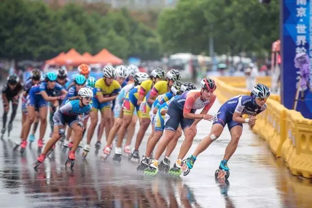 城镇公共体育服务设施配置加强,家门口的体育设施换新