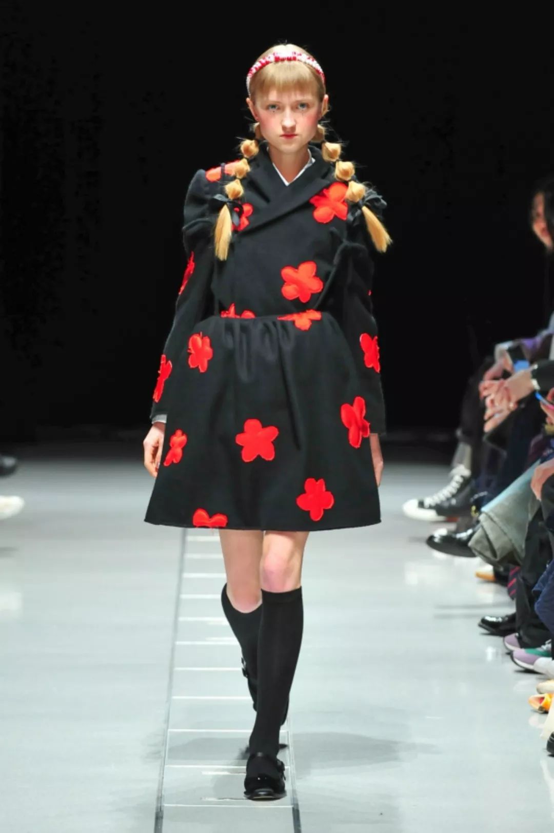 21年秋冬女装流行趋势,21年秋冬女装流行色