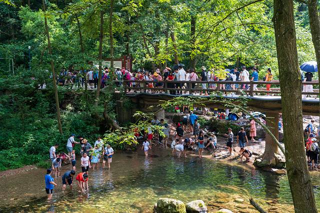 张家界魅力湘西春节自由行,张家界魅力湘西打卡第一天