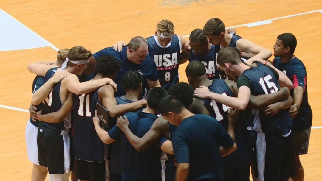 这个球赛精彩！大理花语牧场全明星队对阵美国鹰队