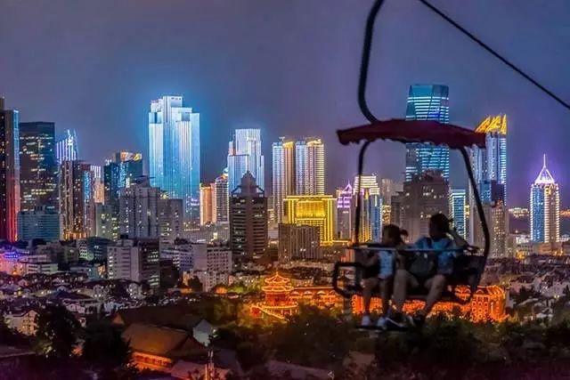 高山地下峡谷漂流门票特价,峡谷漂流门票特价