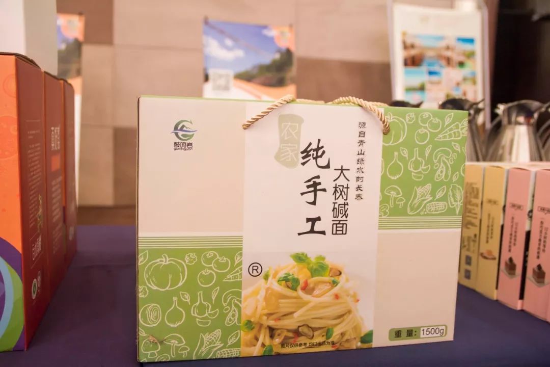 鎱㈠婕冲窞,鎱㈠鏂囨梾