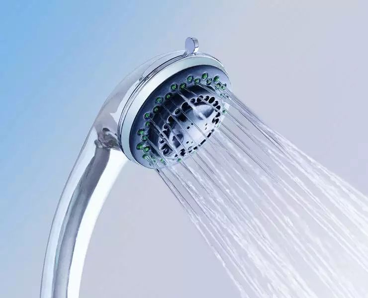 运动过后出汗能立马洗澡吗,运动后出汗可以马上吹风么